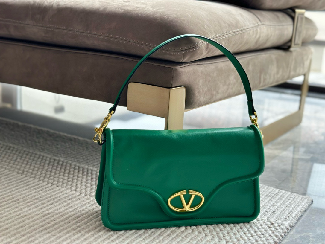 259 $68 Valentino gallery