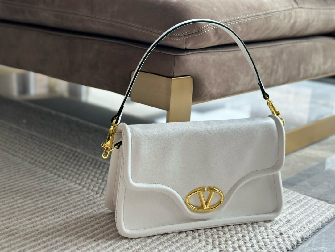 259 $68 Valentino gallery
