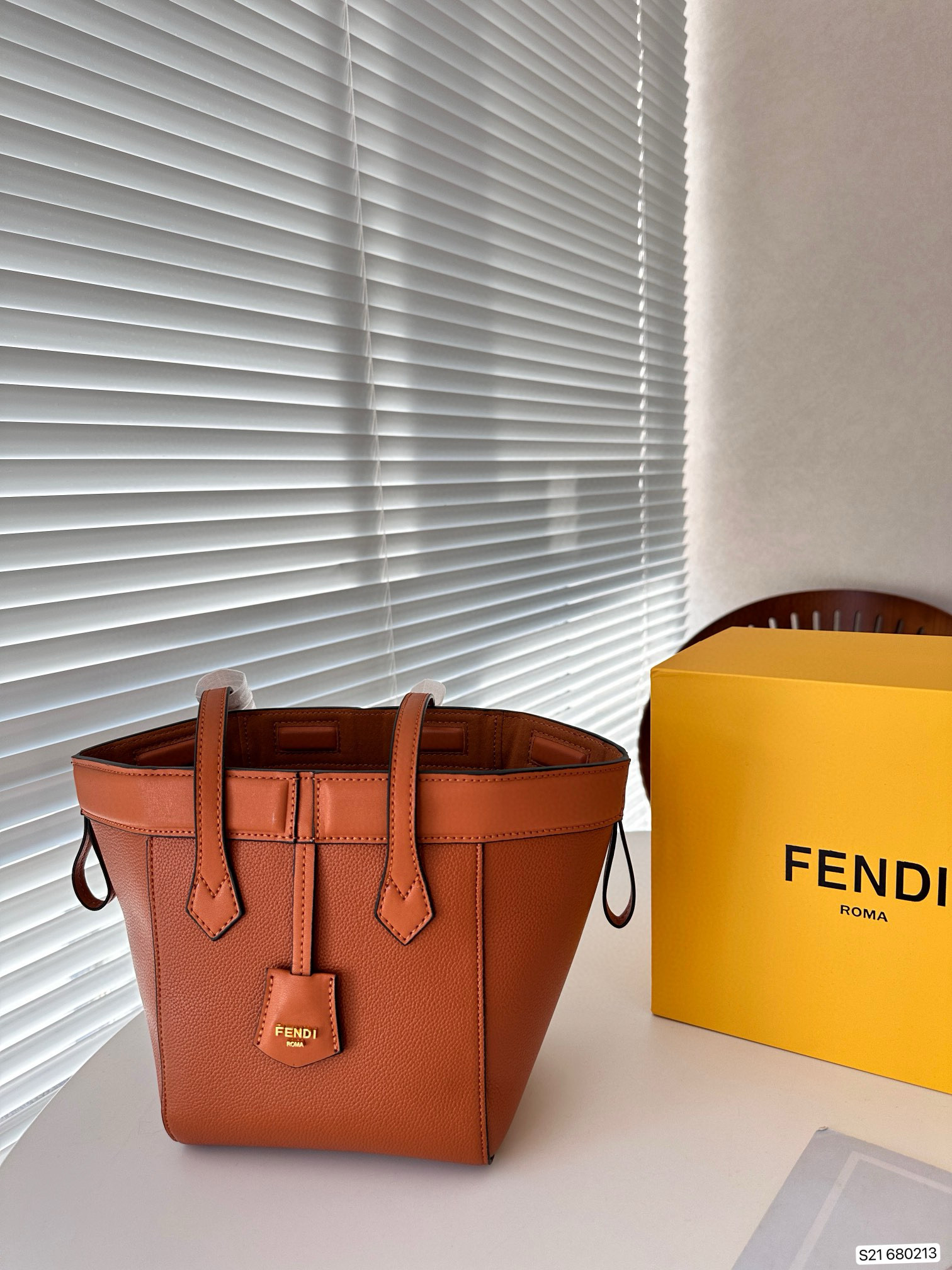 3001 $75 FENDL gallery