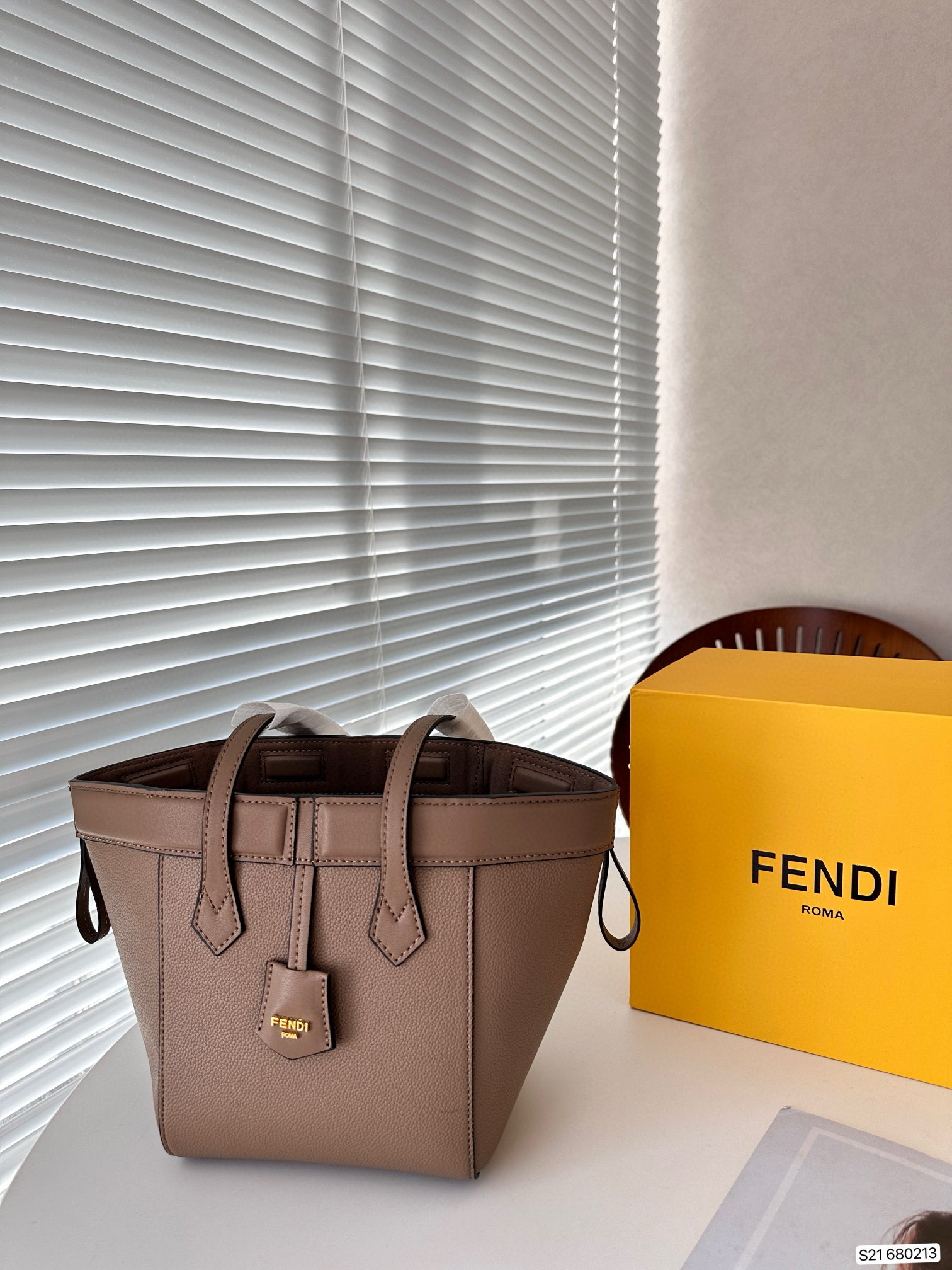 3001 $75 FENDL gallery
