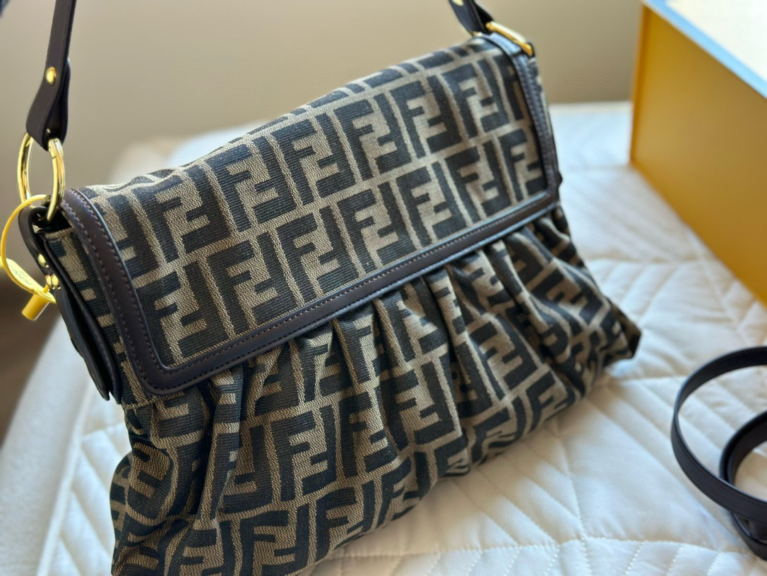3017 $79 FENDL gallery