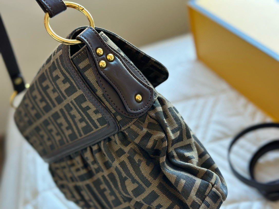 3017 $79 FENDL gallery