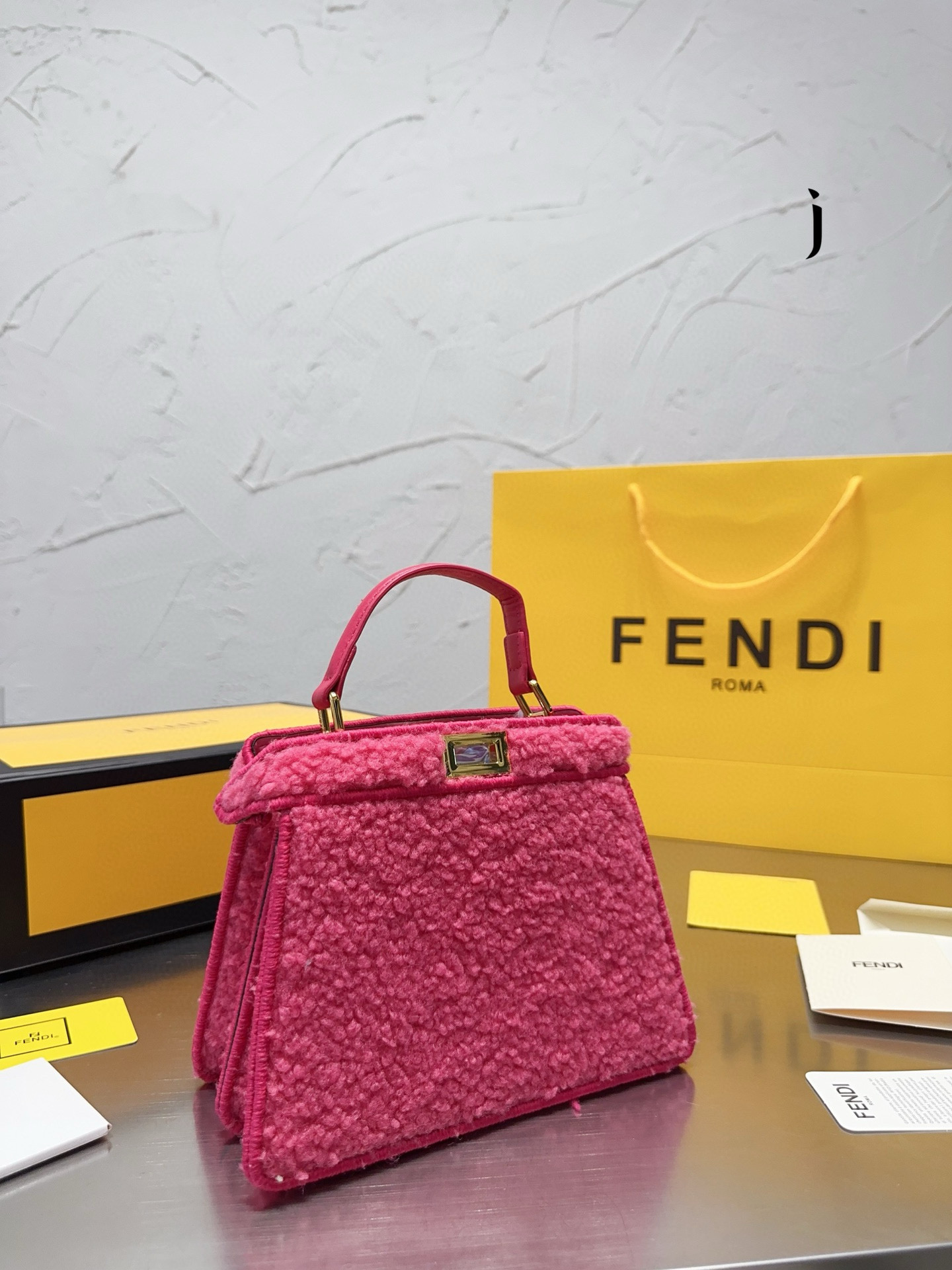3018 $75 FENDL gallery