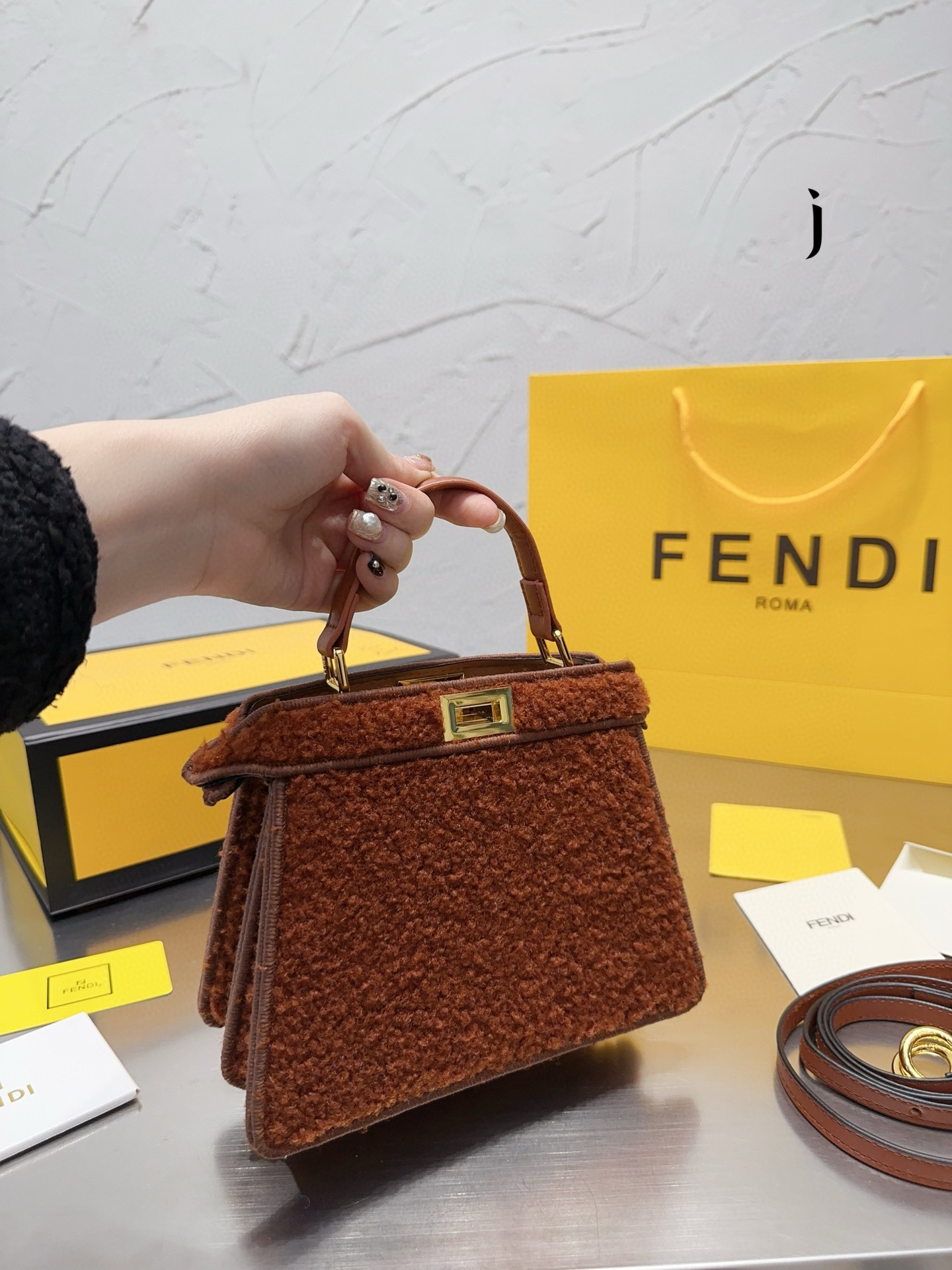 3018 $75 FENDL gallery
