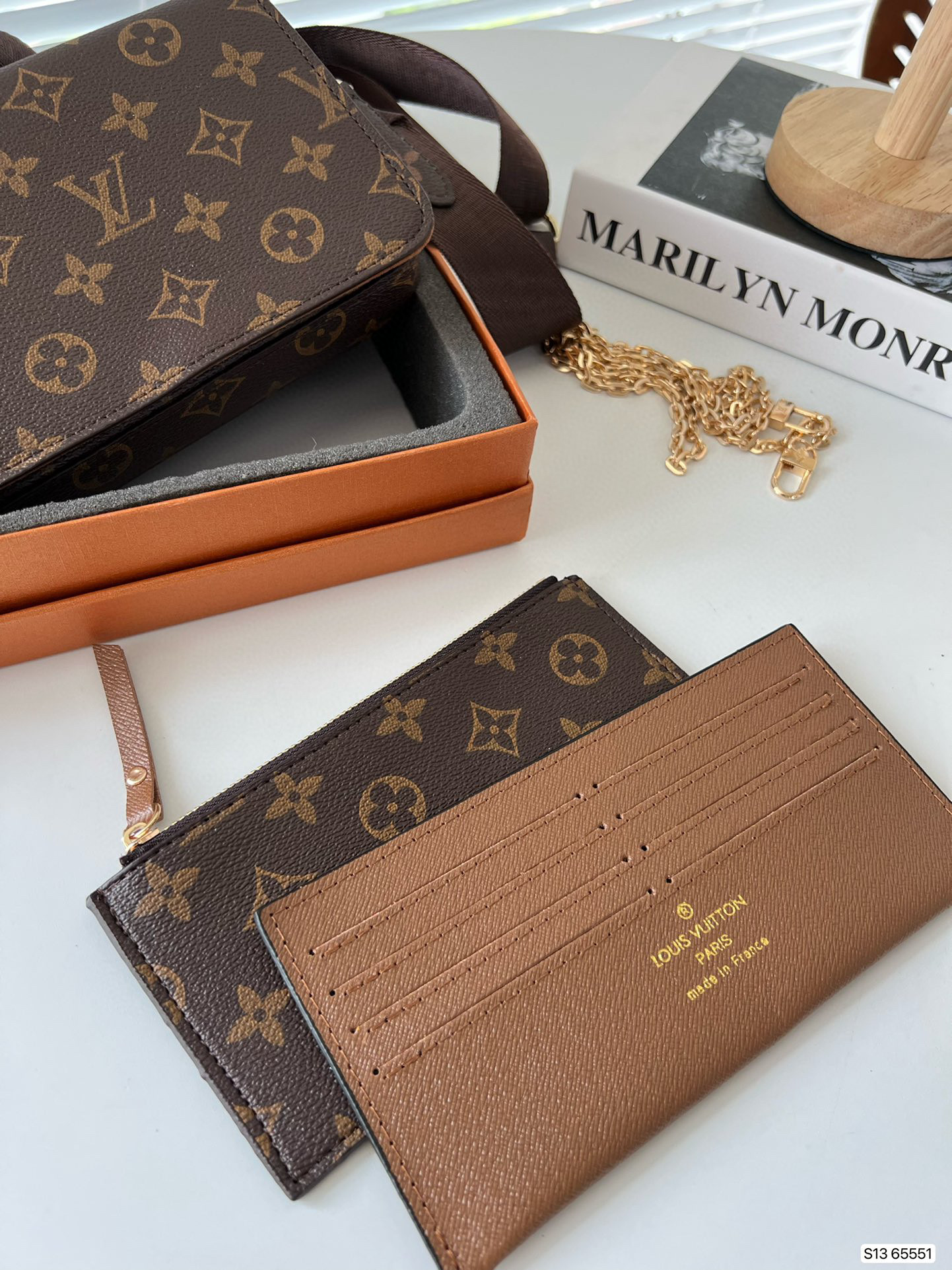 3763 LV set box $69 gallery