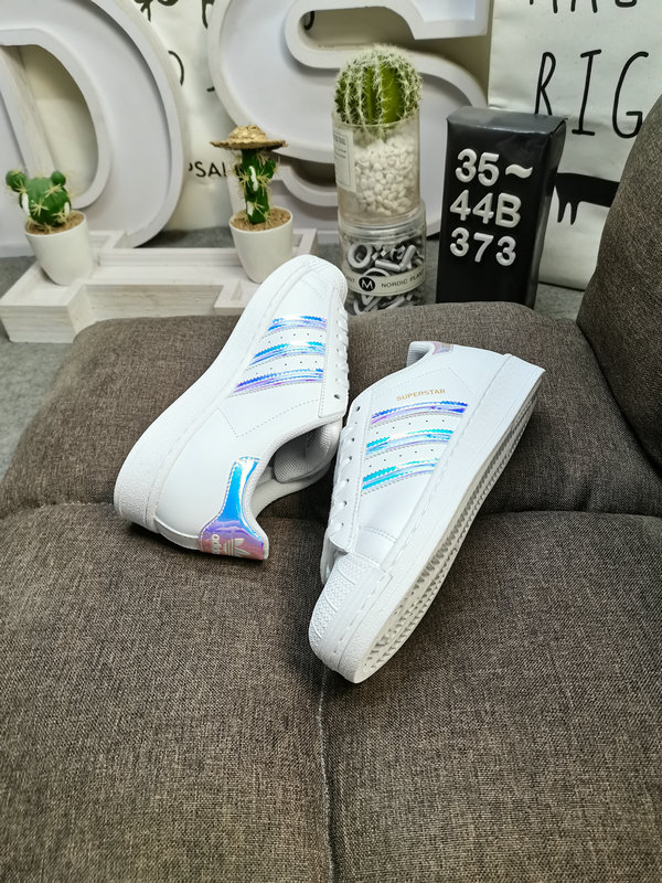 4072 $69 adidas gallery