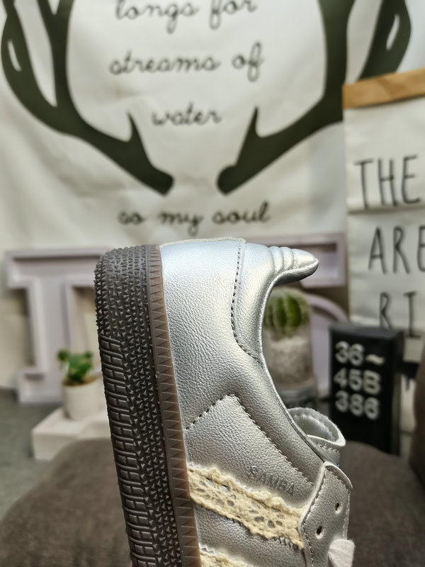 4092 $65 adidas gallery