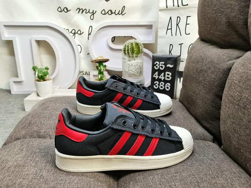 4147 $70 adidas gallery