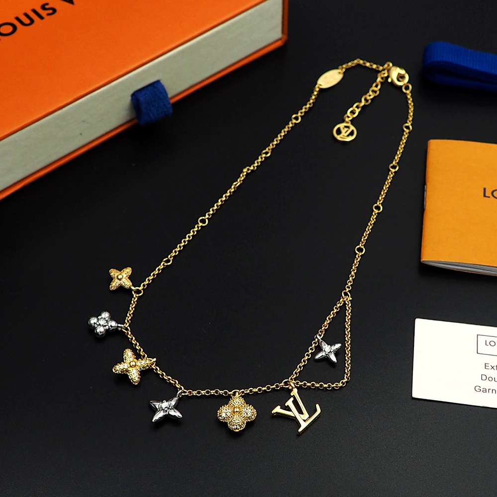 424 $28 ornaments gallery