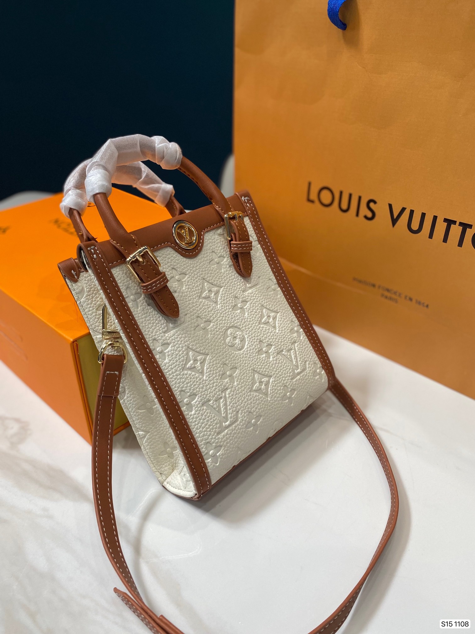 495 $70 gucci gallery
