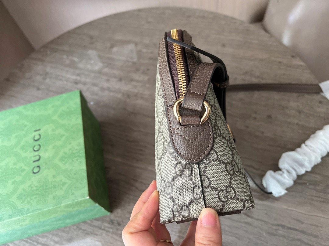 496 $70 gucci gallery