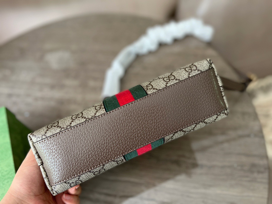 496 $70 gucci gallery