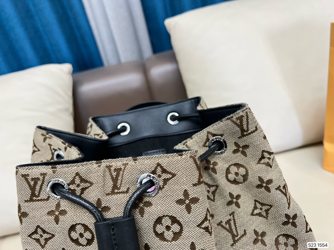 509 $79 gucci gallery
