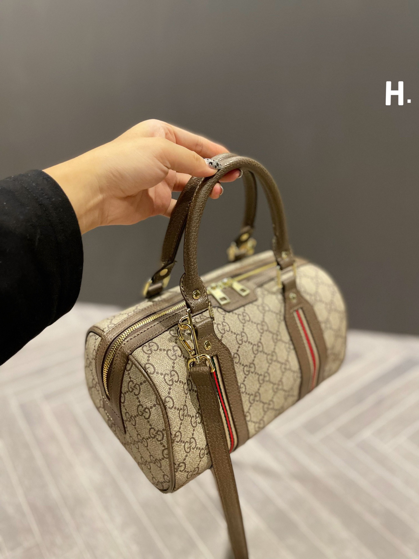 516 $69 gucci gallery