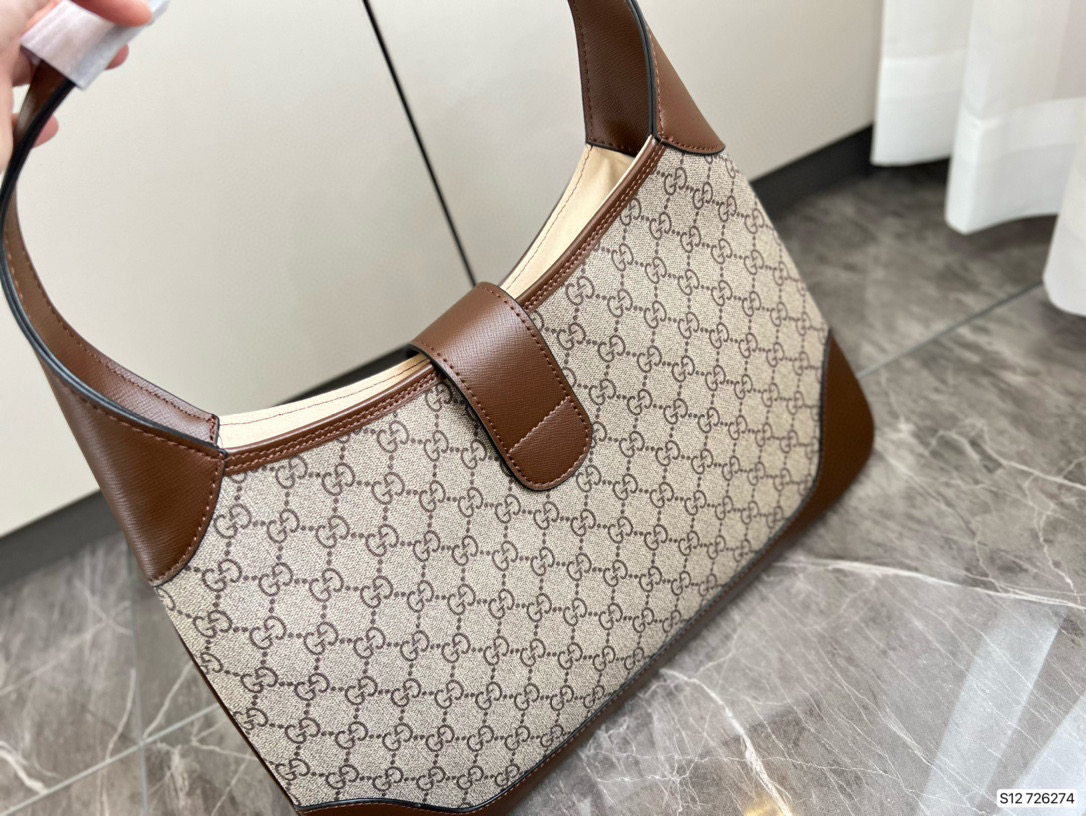 525  $58 gucci gallery