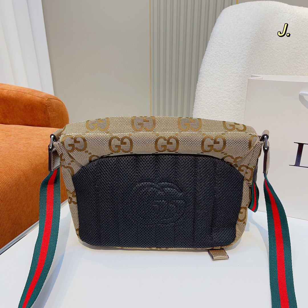 527  $70 gucci gallery