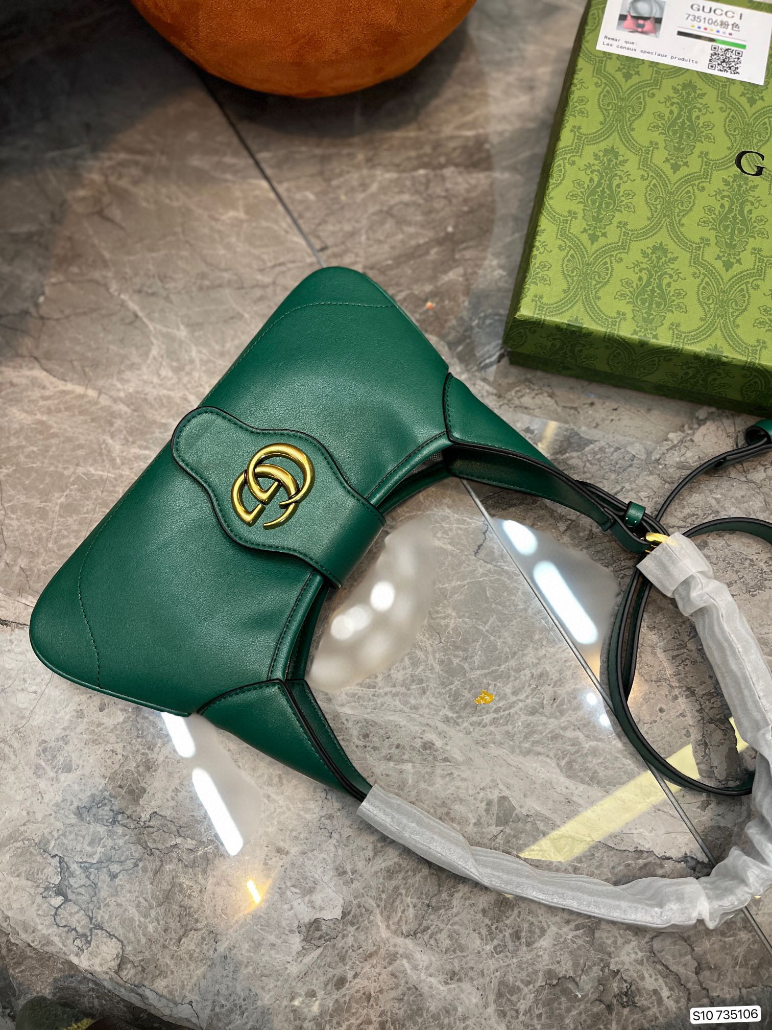 534  $55 gucci gallery