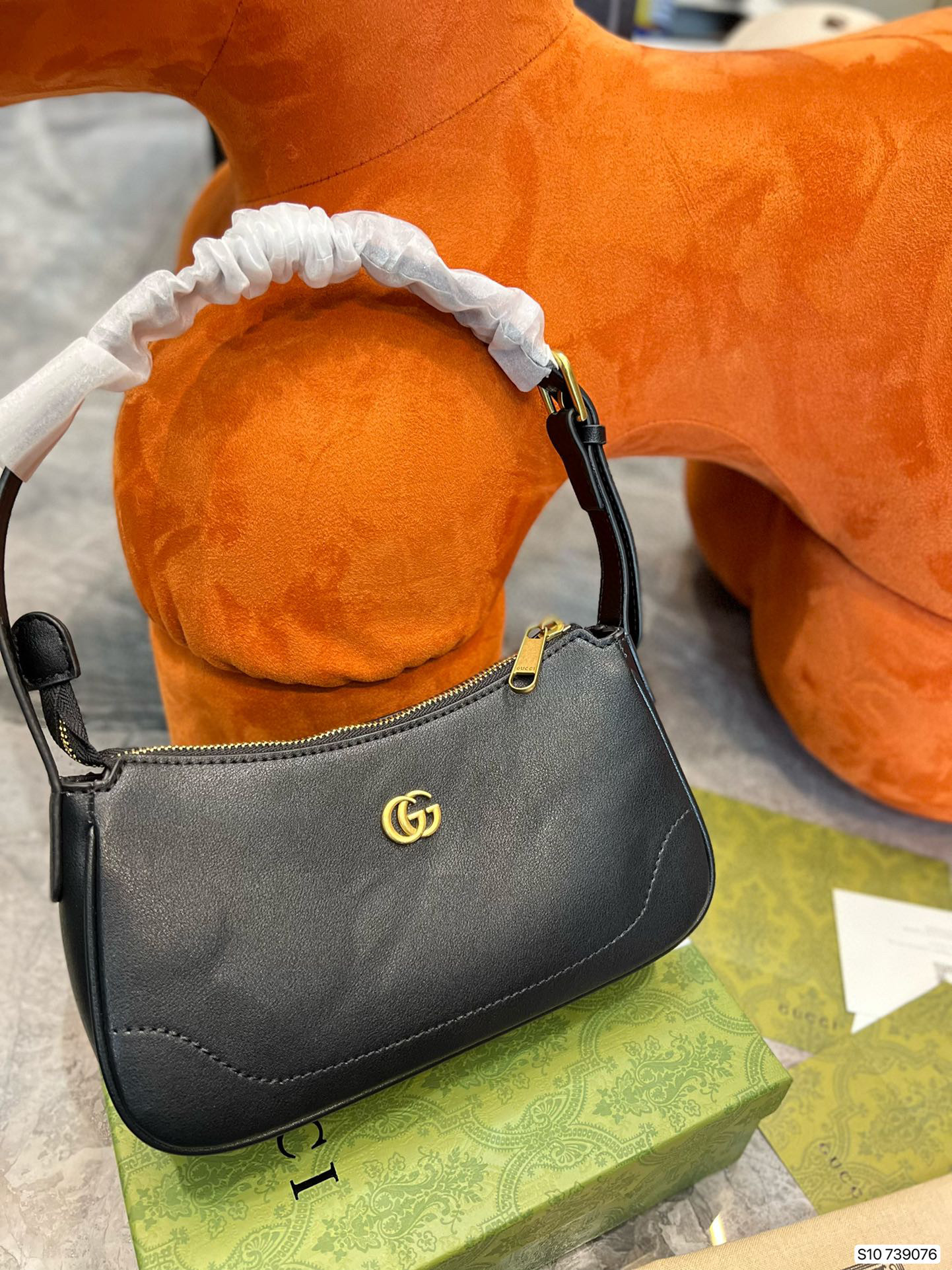 538  $55 gucci gallery