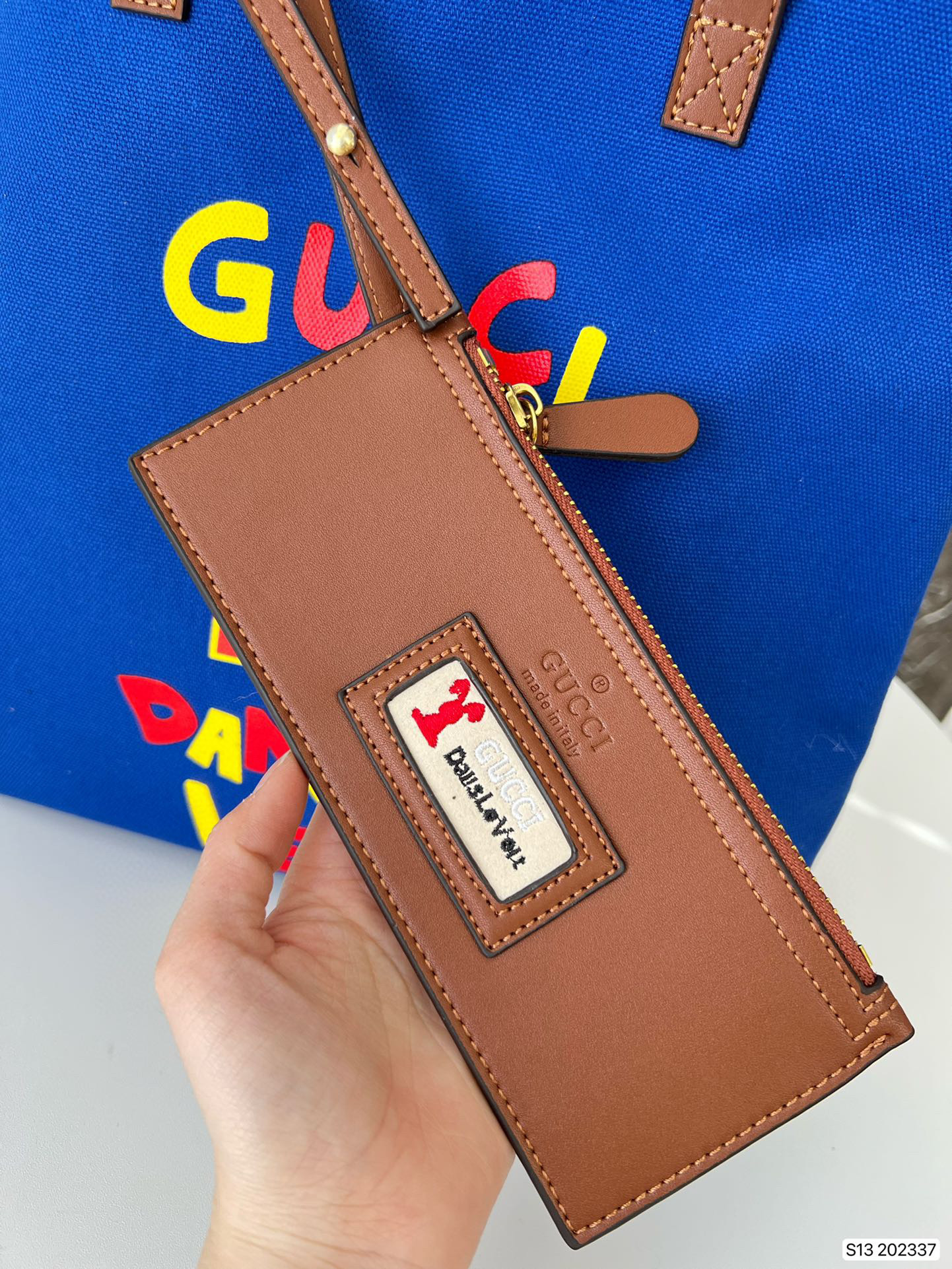541  $60 gucci gallery