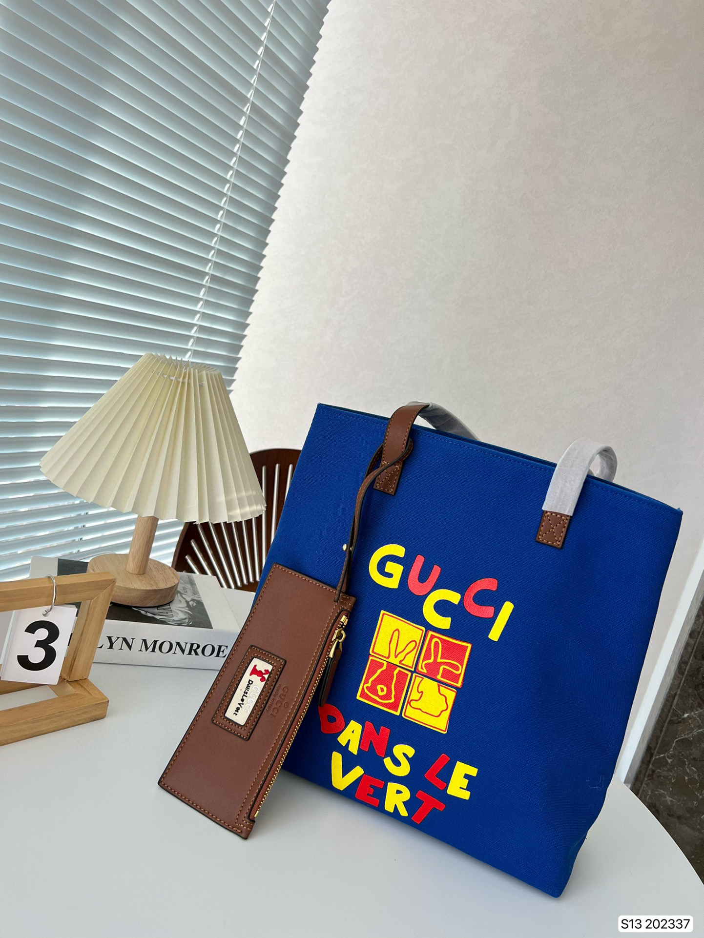 541  $60 gucci gallery