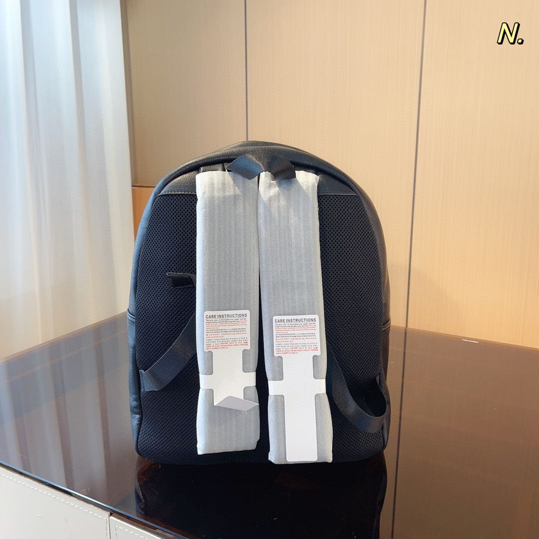 555 $60 gucci gallery