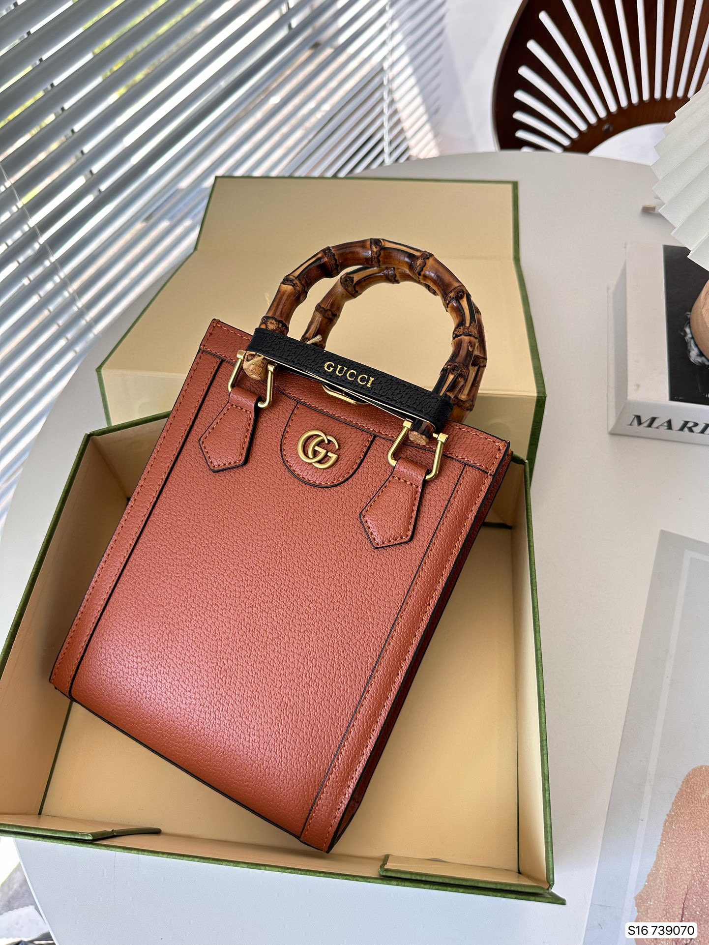 556 $65 gucci gallery