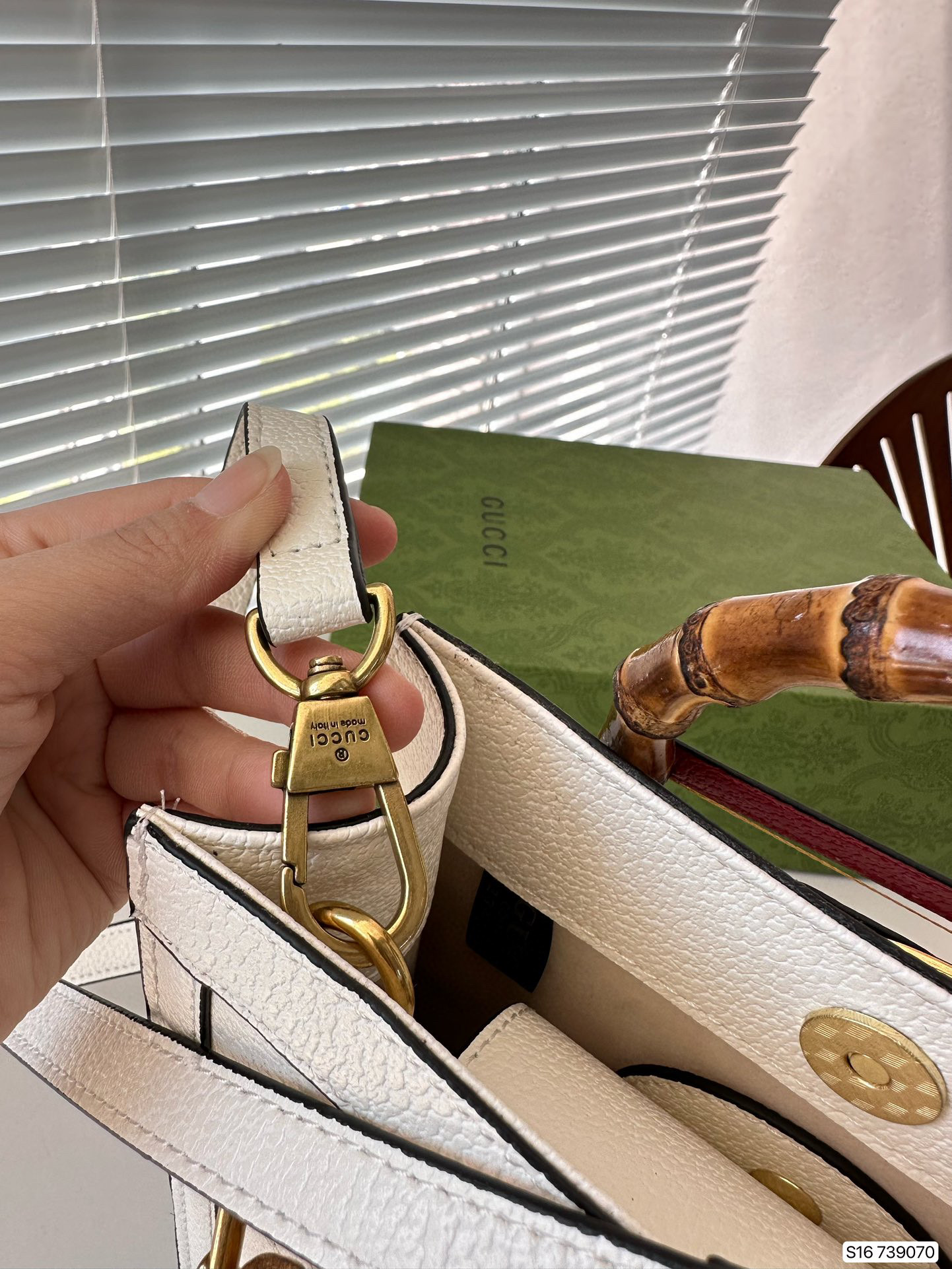 556 $65 gucci gallery