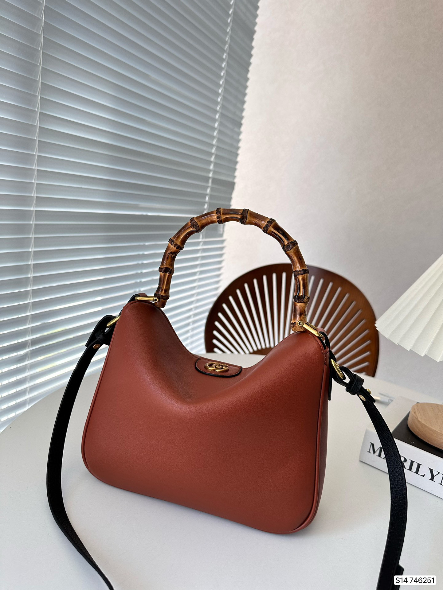 557 $61 gucci gallery