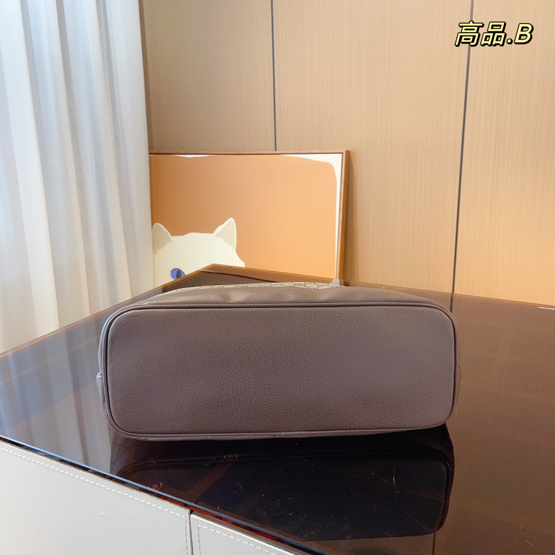 561 $81 gucci gallery
