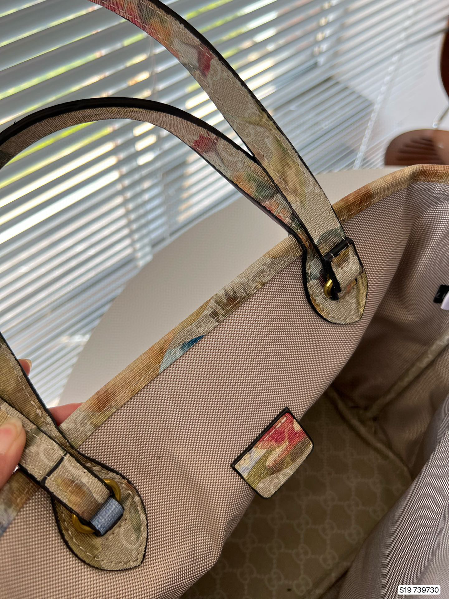 562 $65 gucci gallery