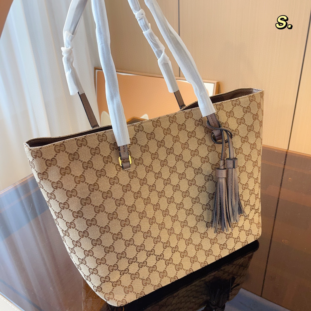 567 $75 gucci gallery
