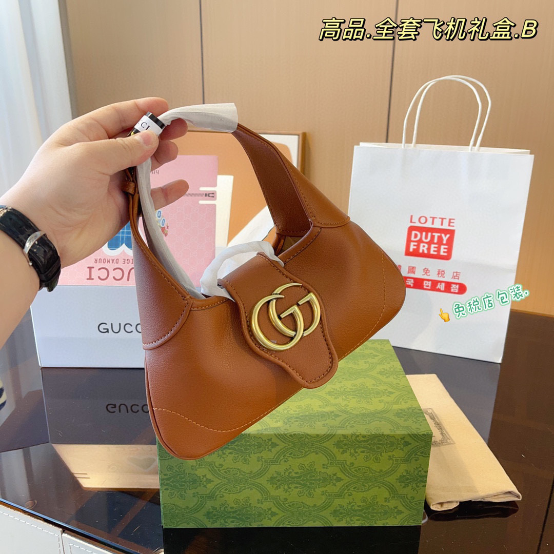 568 $76 gucci gallery
