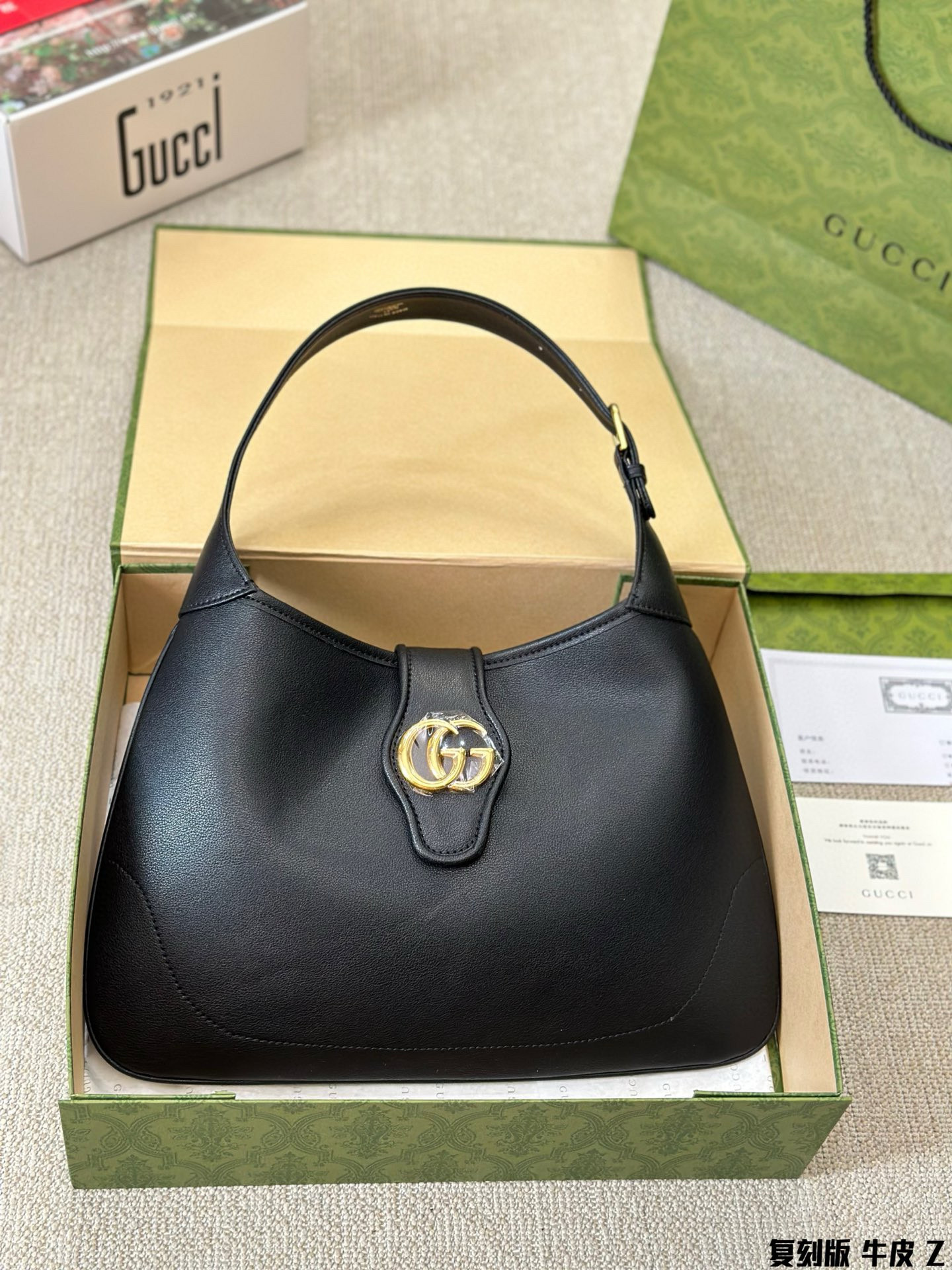583 $81 gucci gallery