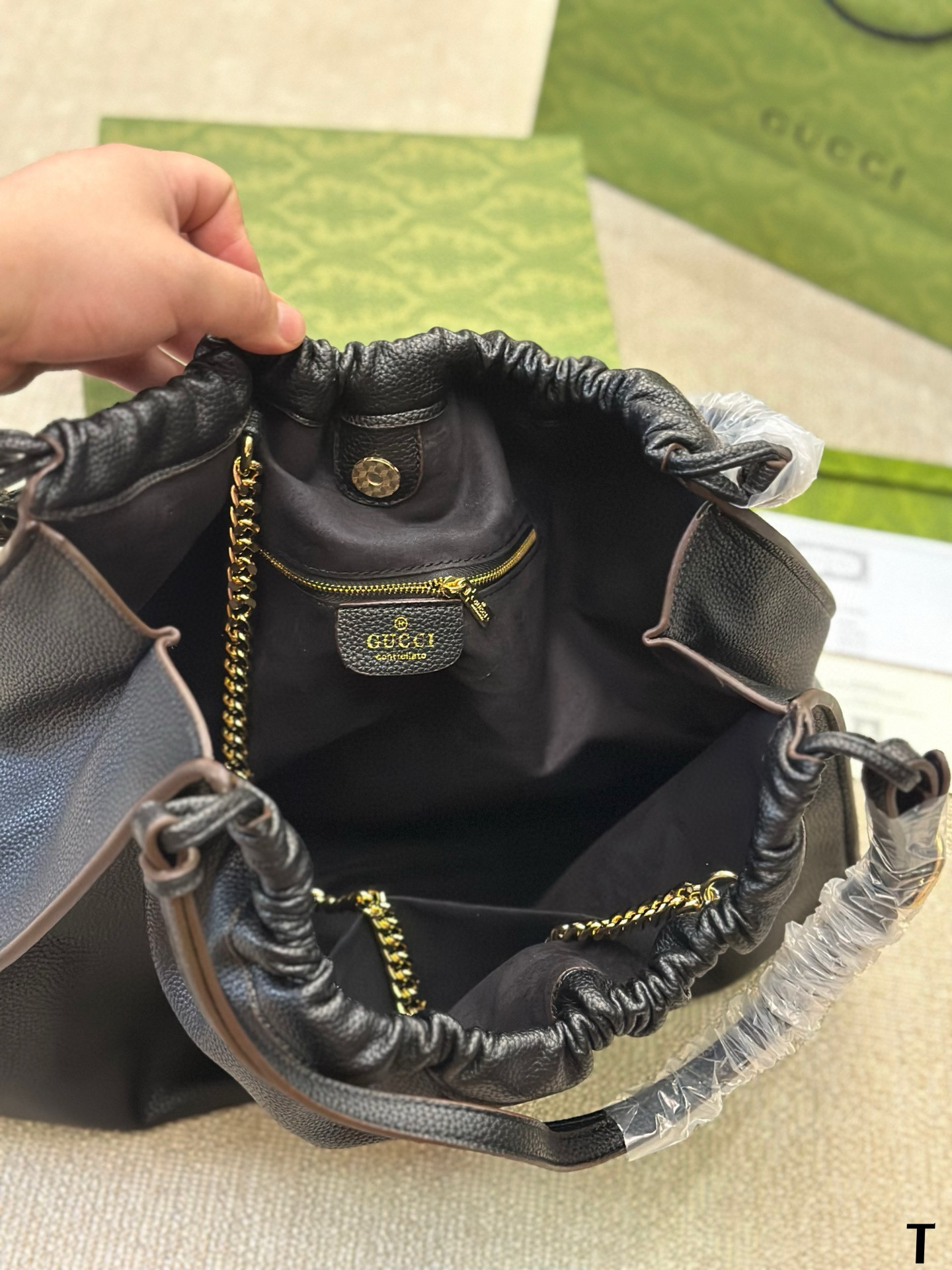 584 $78 gucci gallery