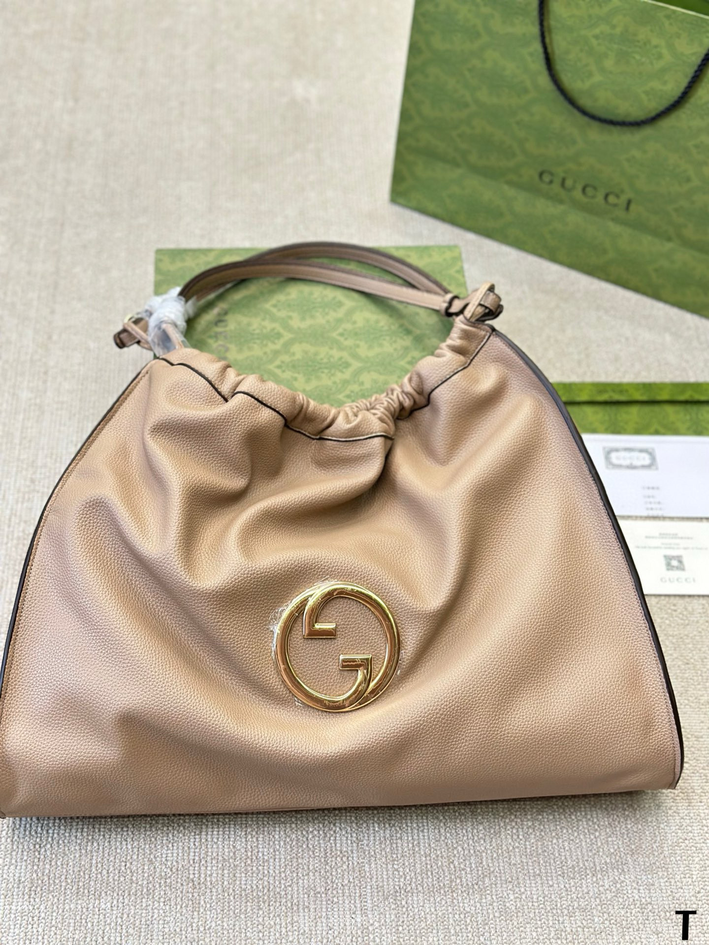 584 $78 gucci gallery