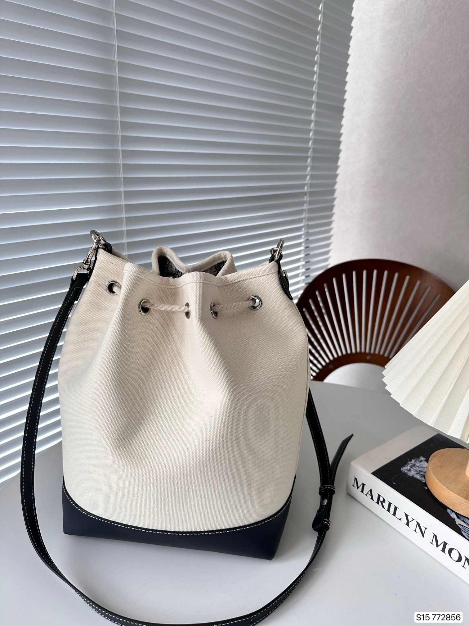 588 $63 gucci gallery
