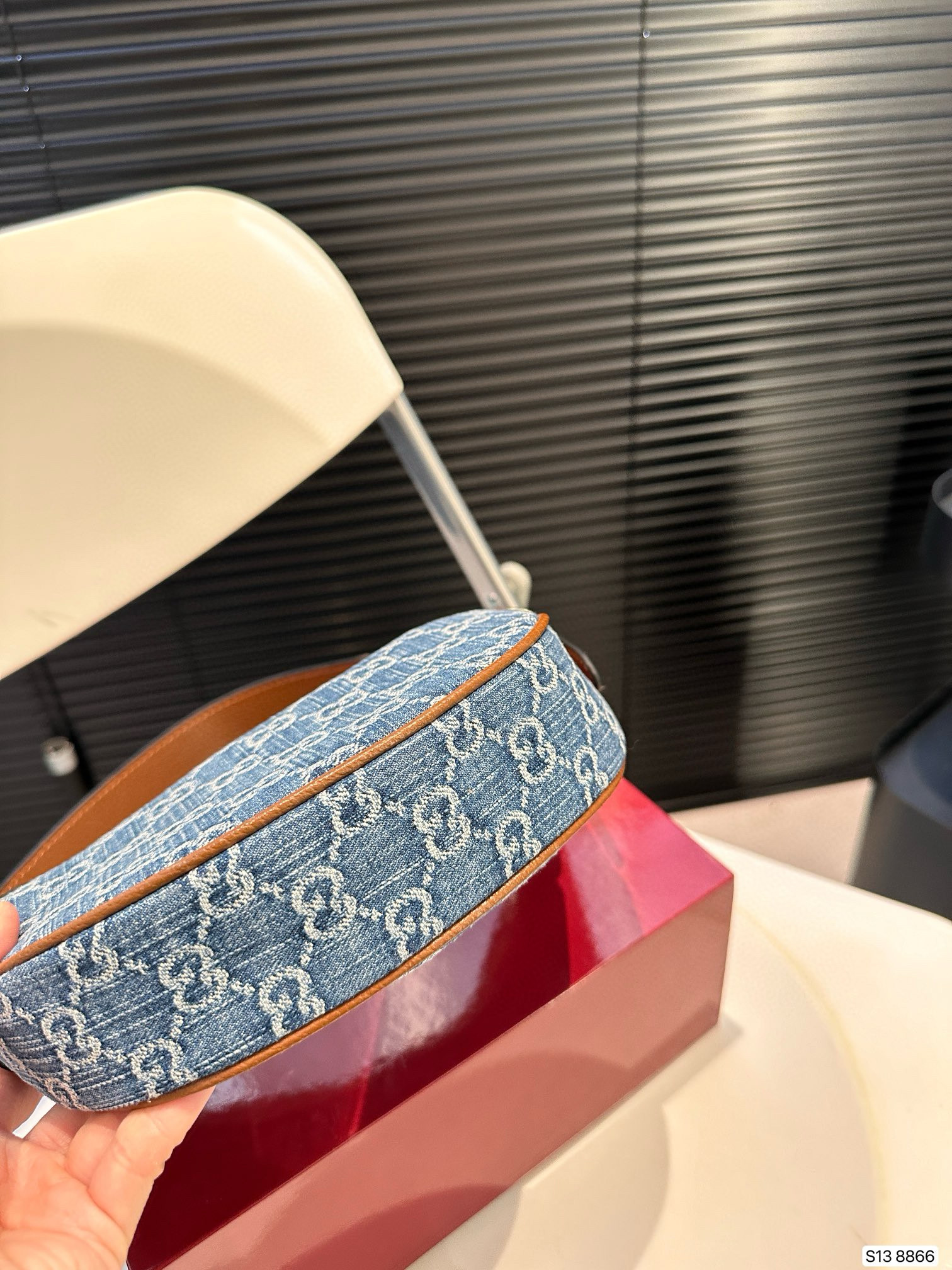595 $61 gucci gallery