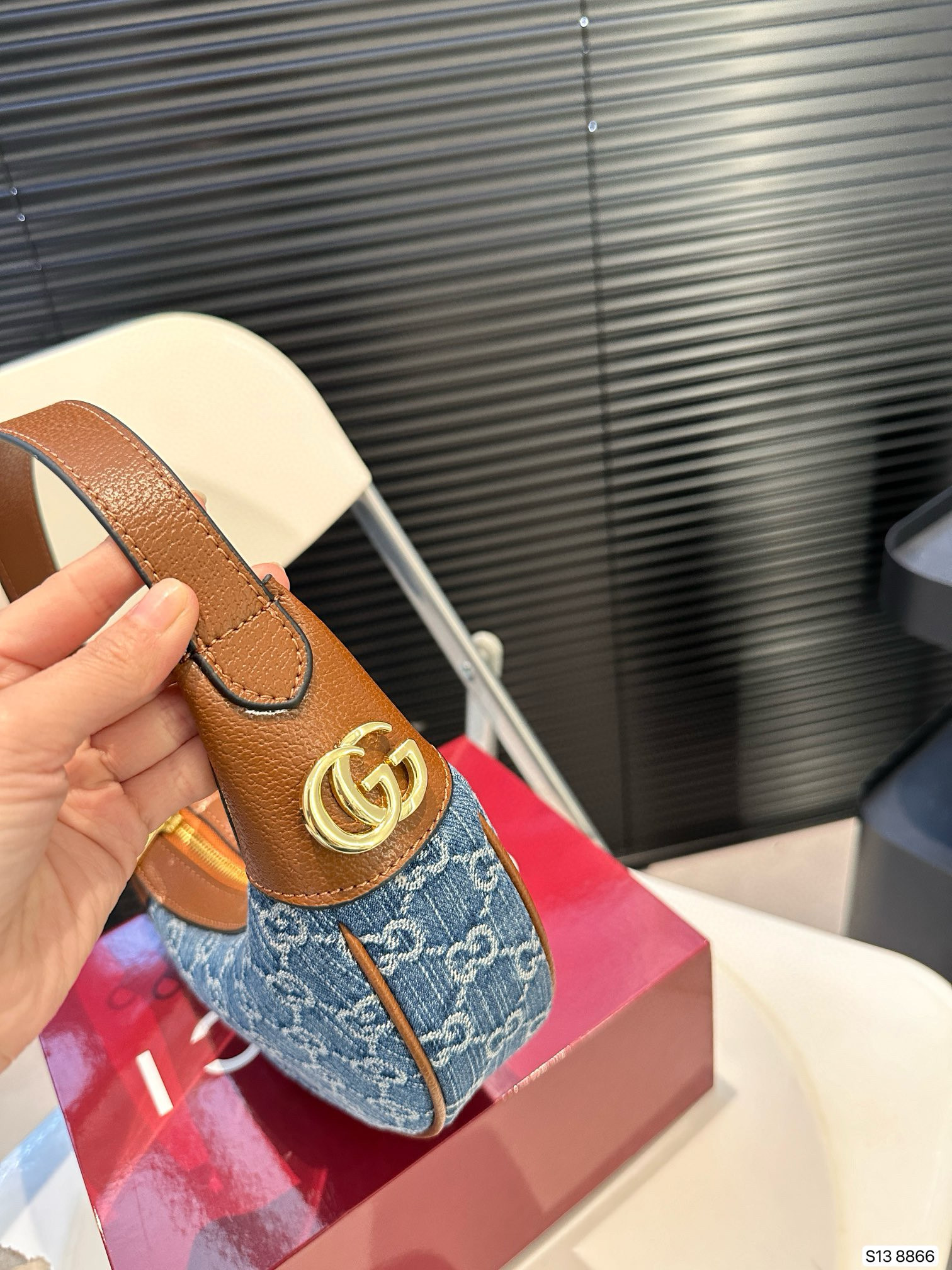 595 $61 gucci gallery