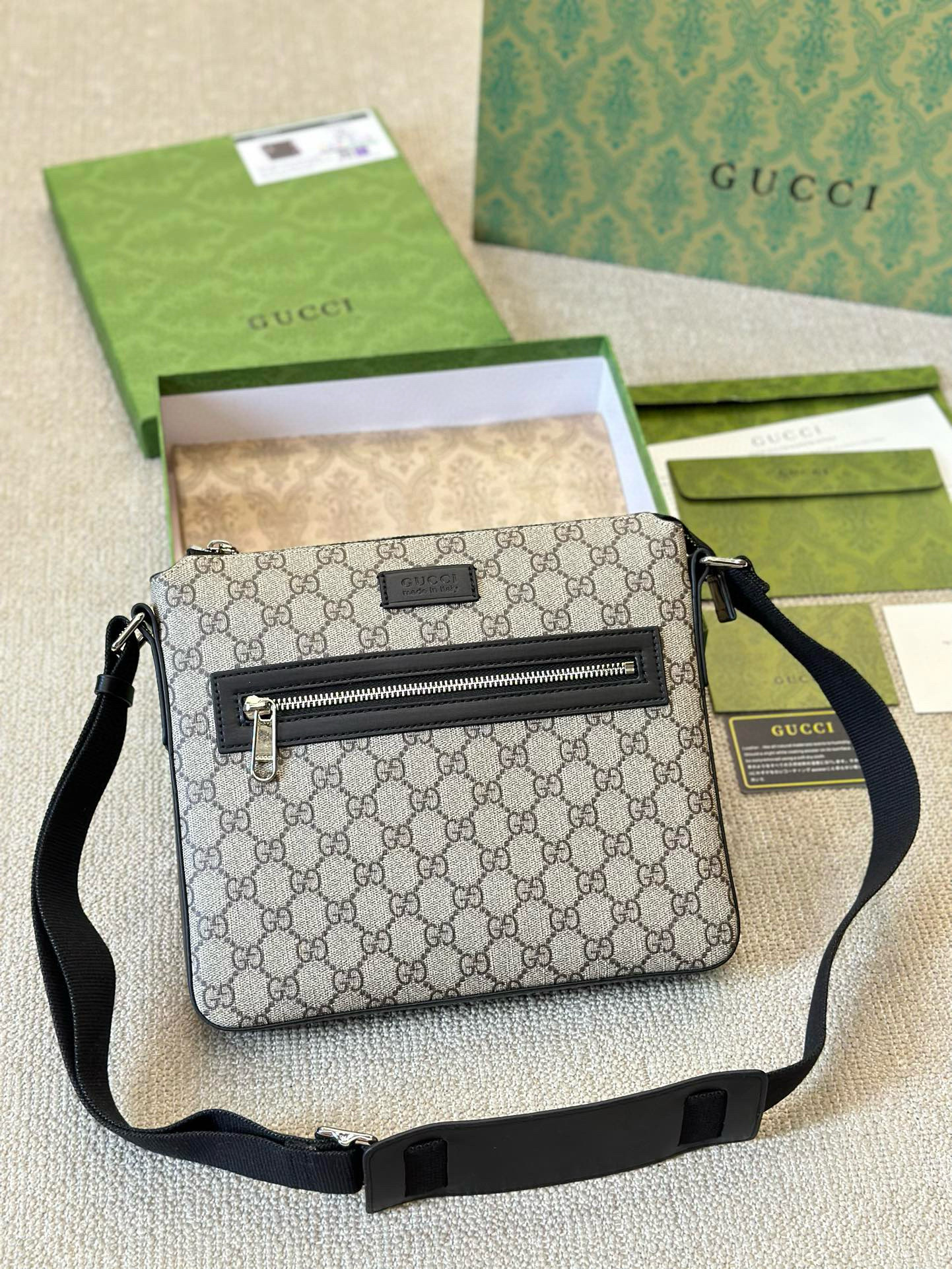 599 $72 gucci gallery