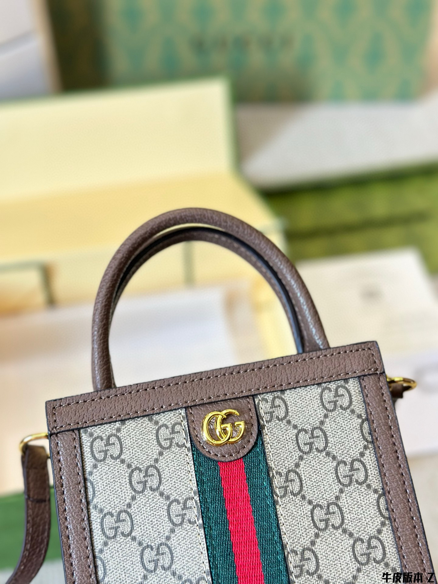 600 $76 gucci gallery