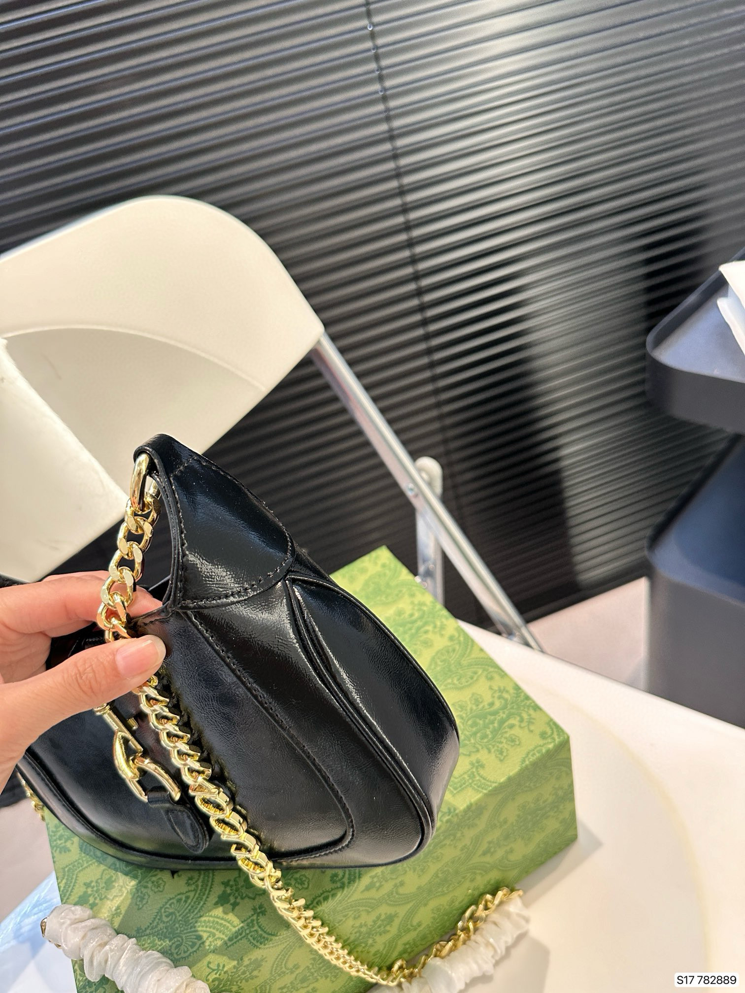 607 $66 gucci gallery