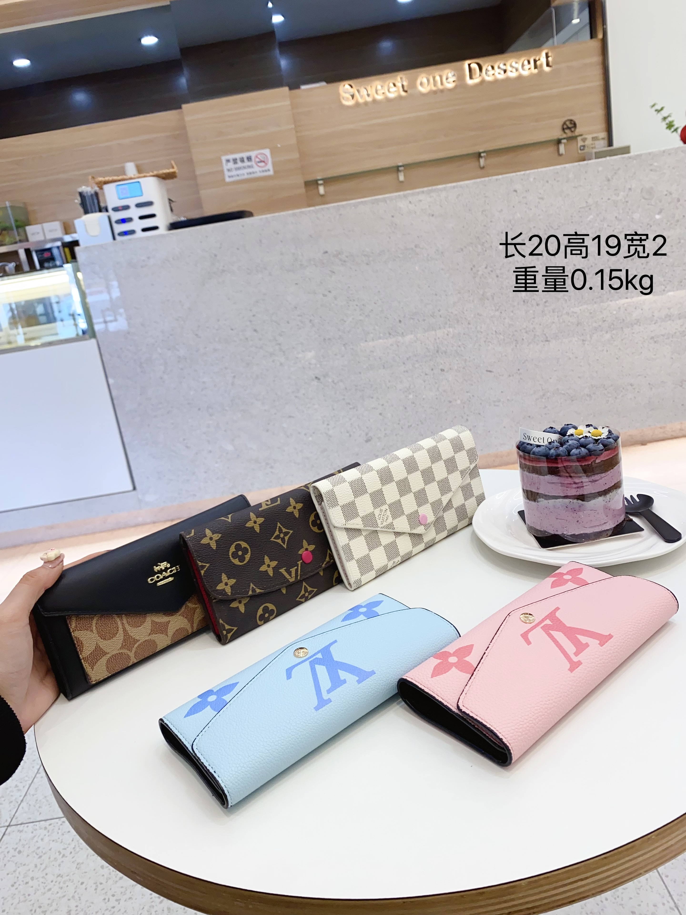 634 $30 LV gallery
