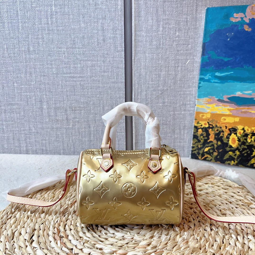638 $49 LV gallery