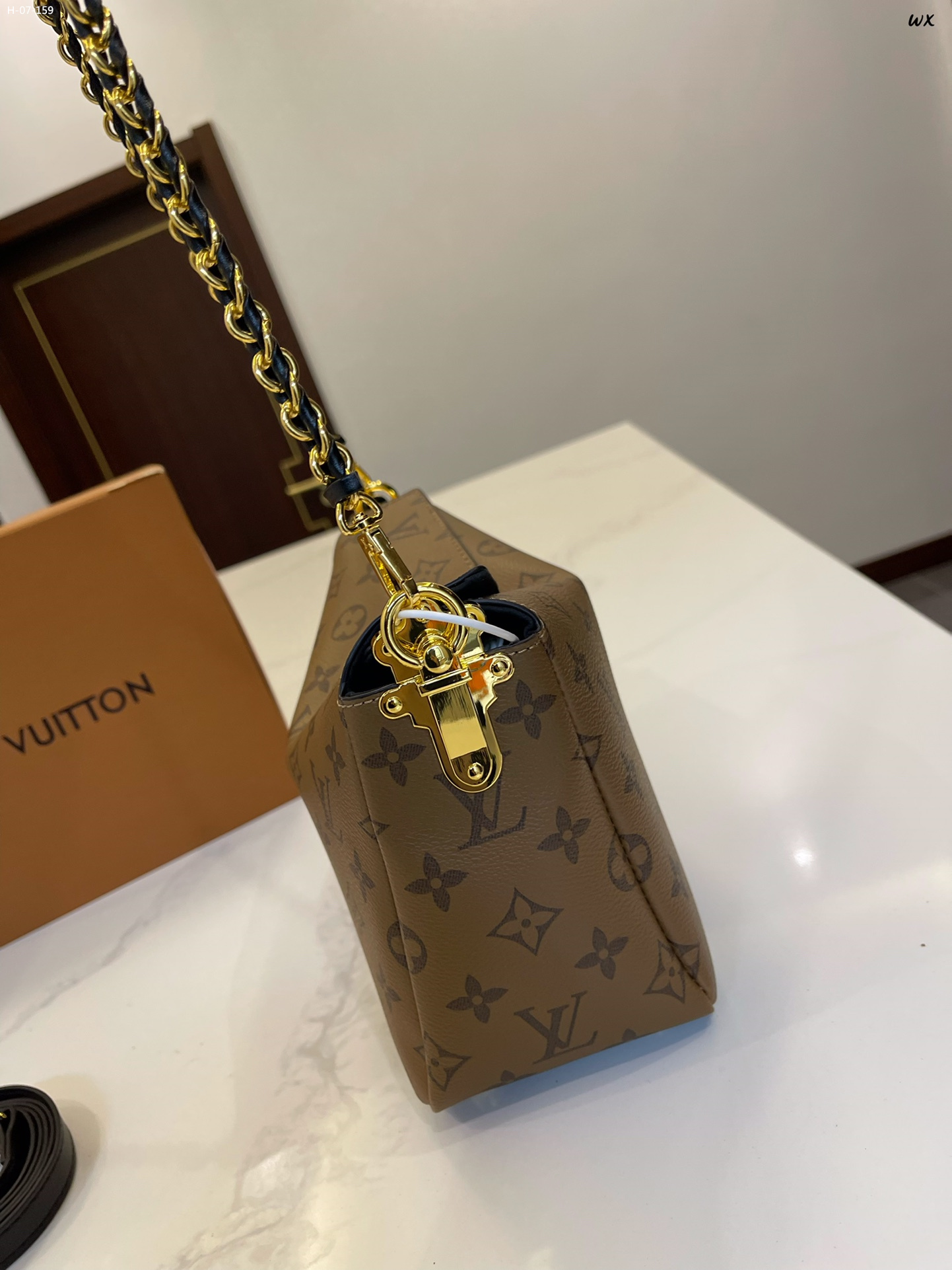 639 $75 LV gallery