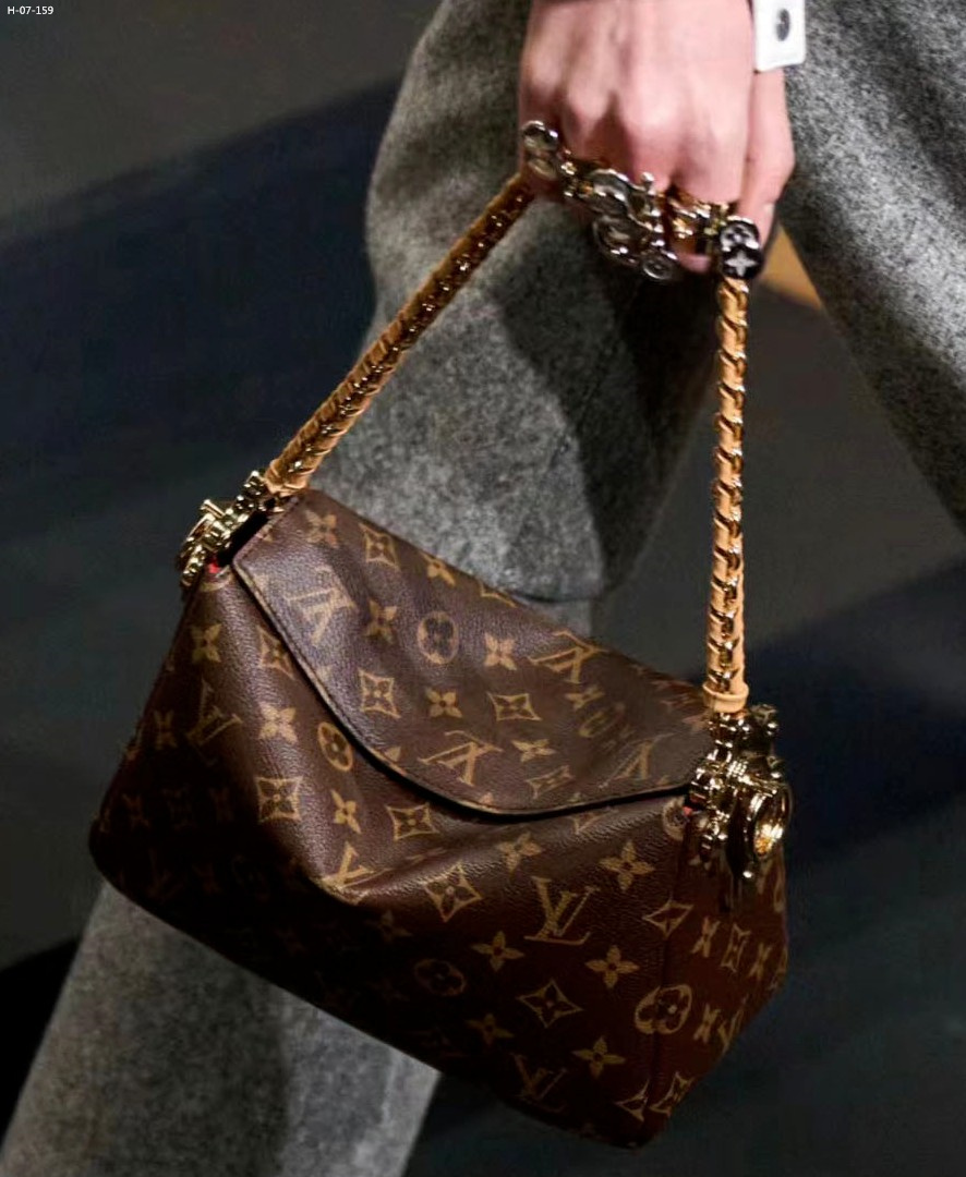 639 $75 LV gallery