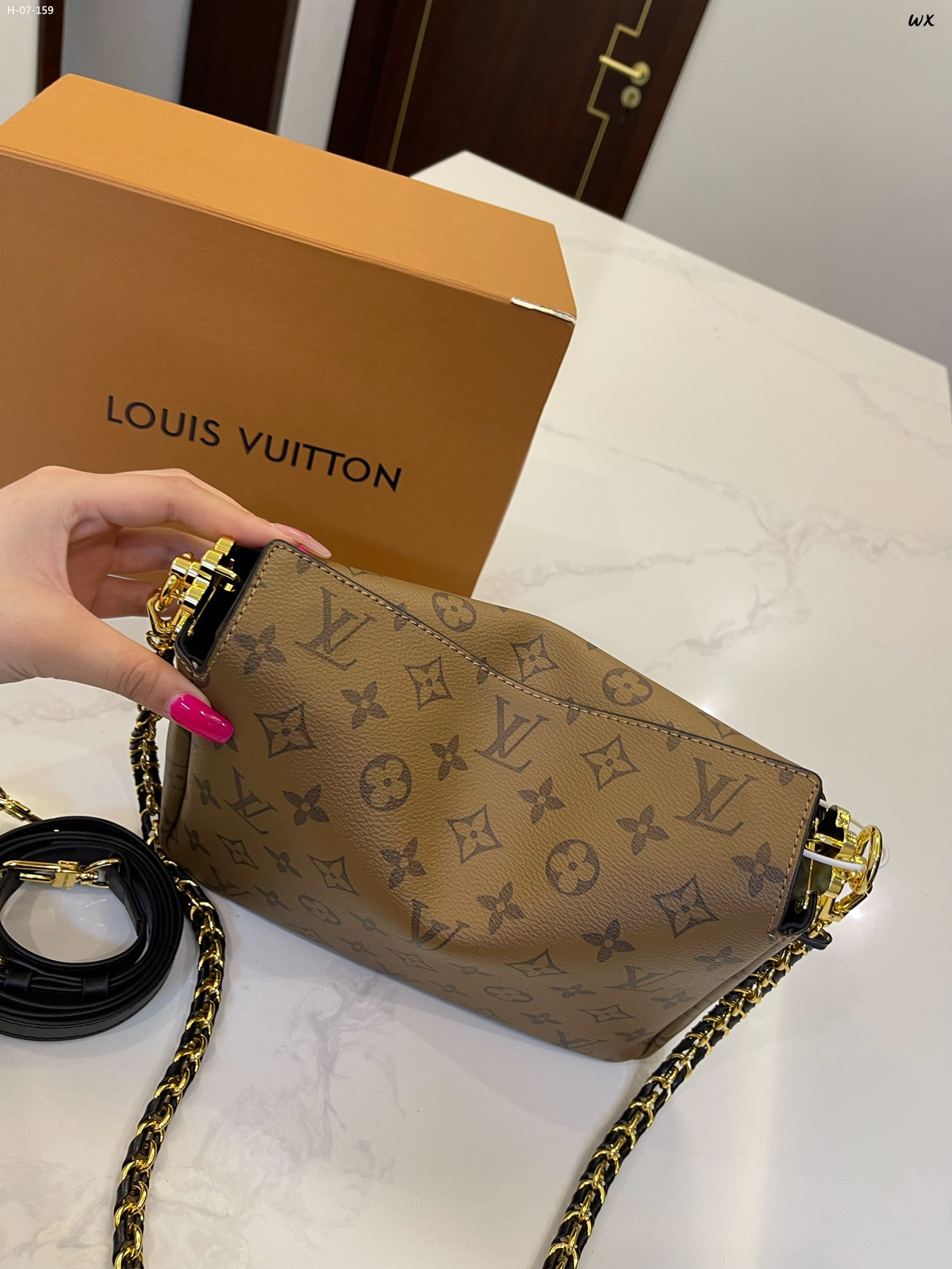 639 $75 LV gallery