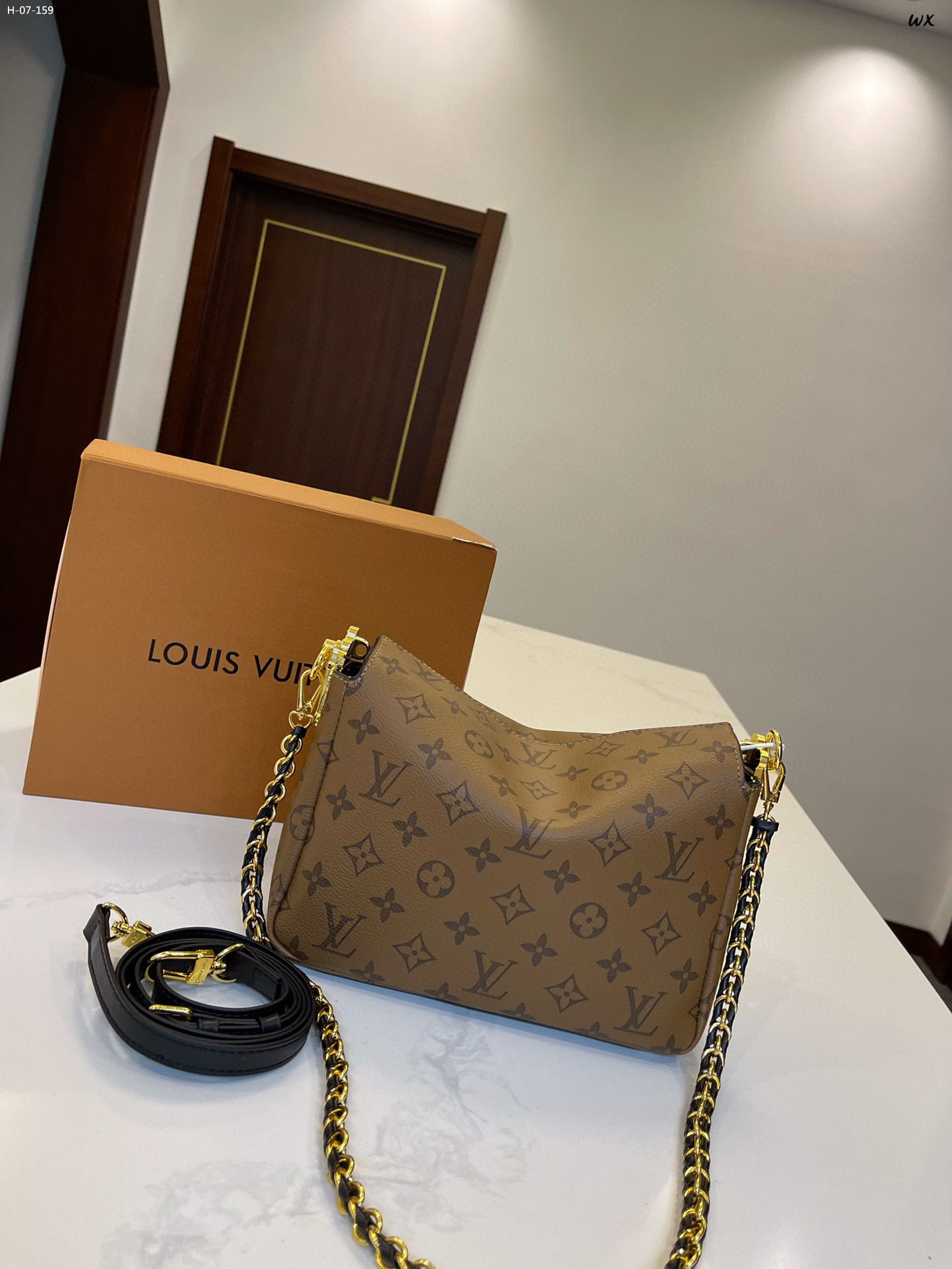 639 $75 LV gallery