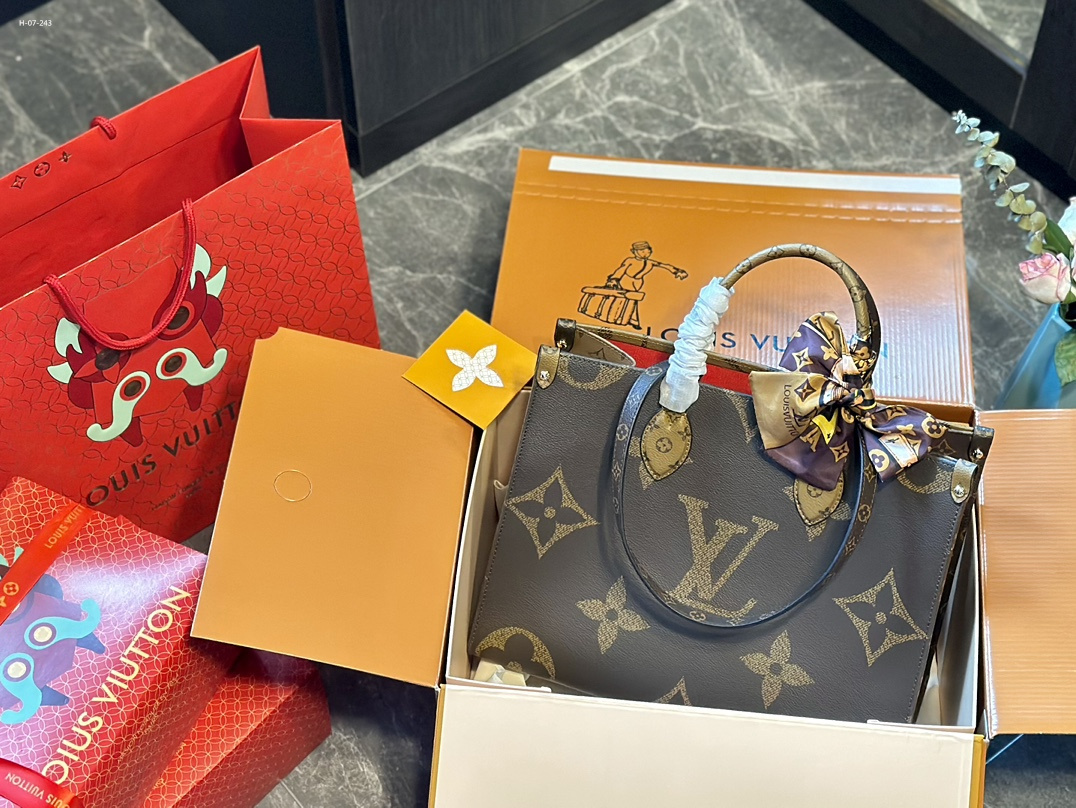 640 $96 LV gallery