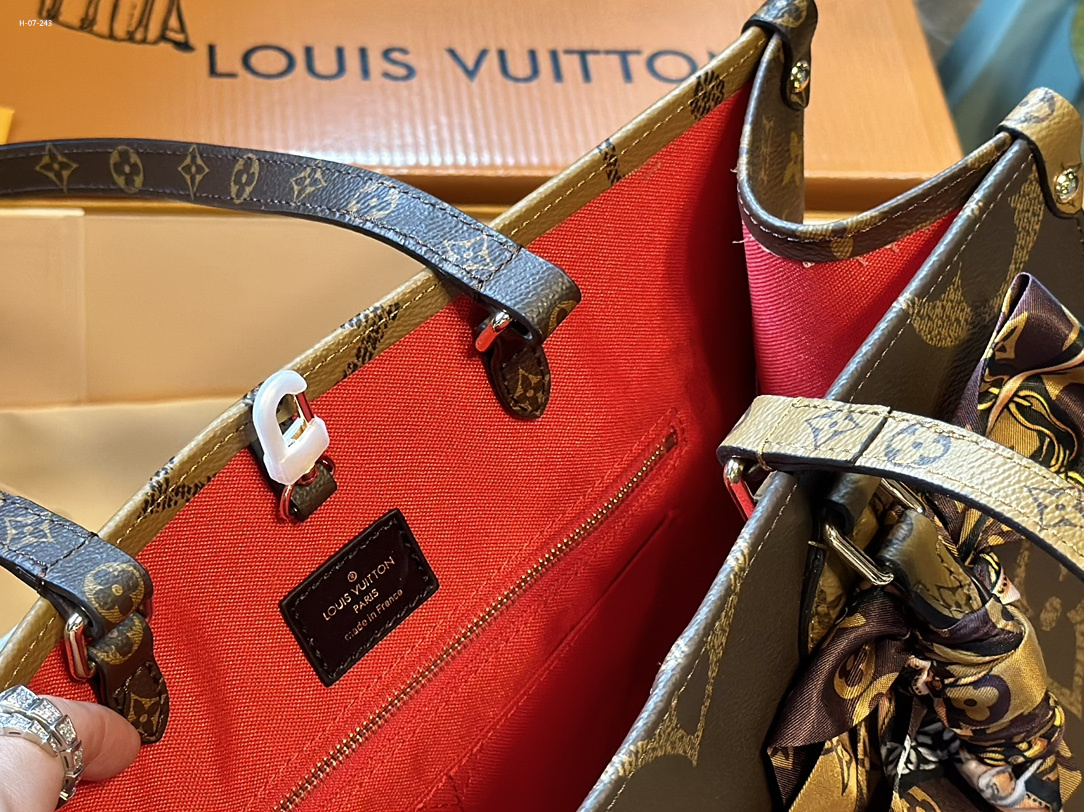 640 $96 LV gallery