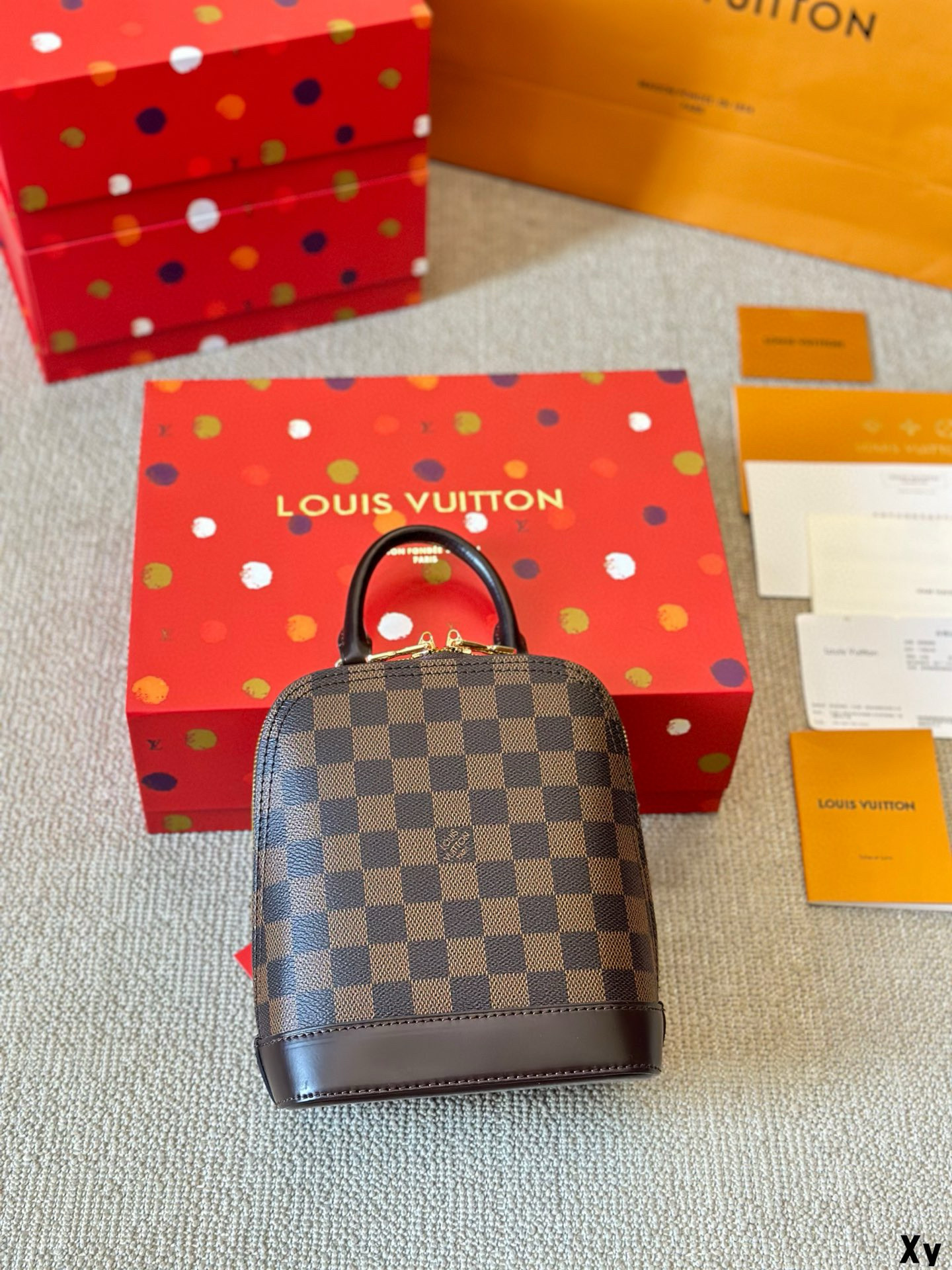 656 $75 LV gallery